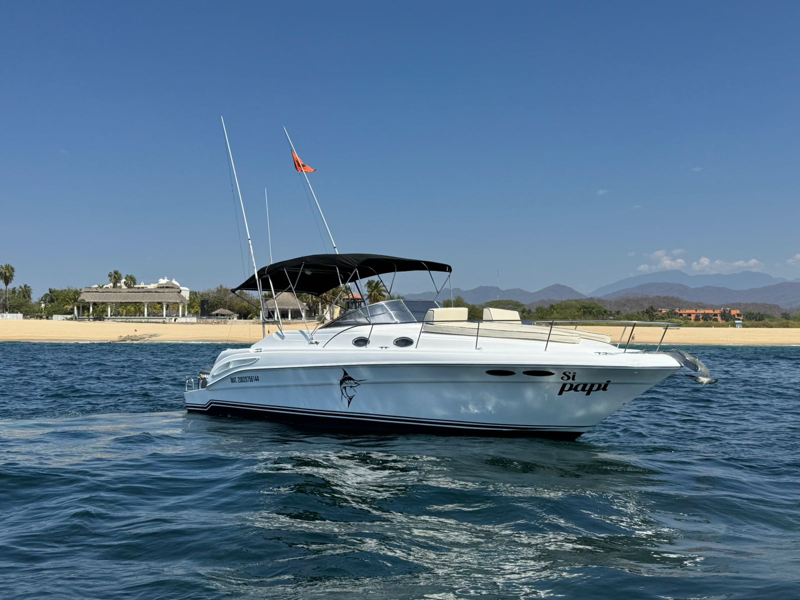 Yate para 13 pasajeros  Experiencia Privada en Huatulco