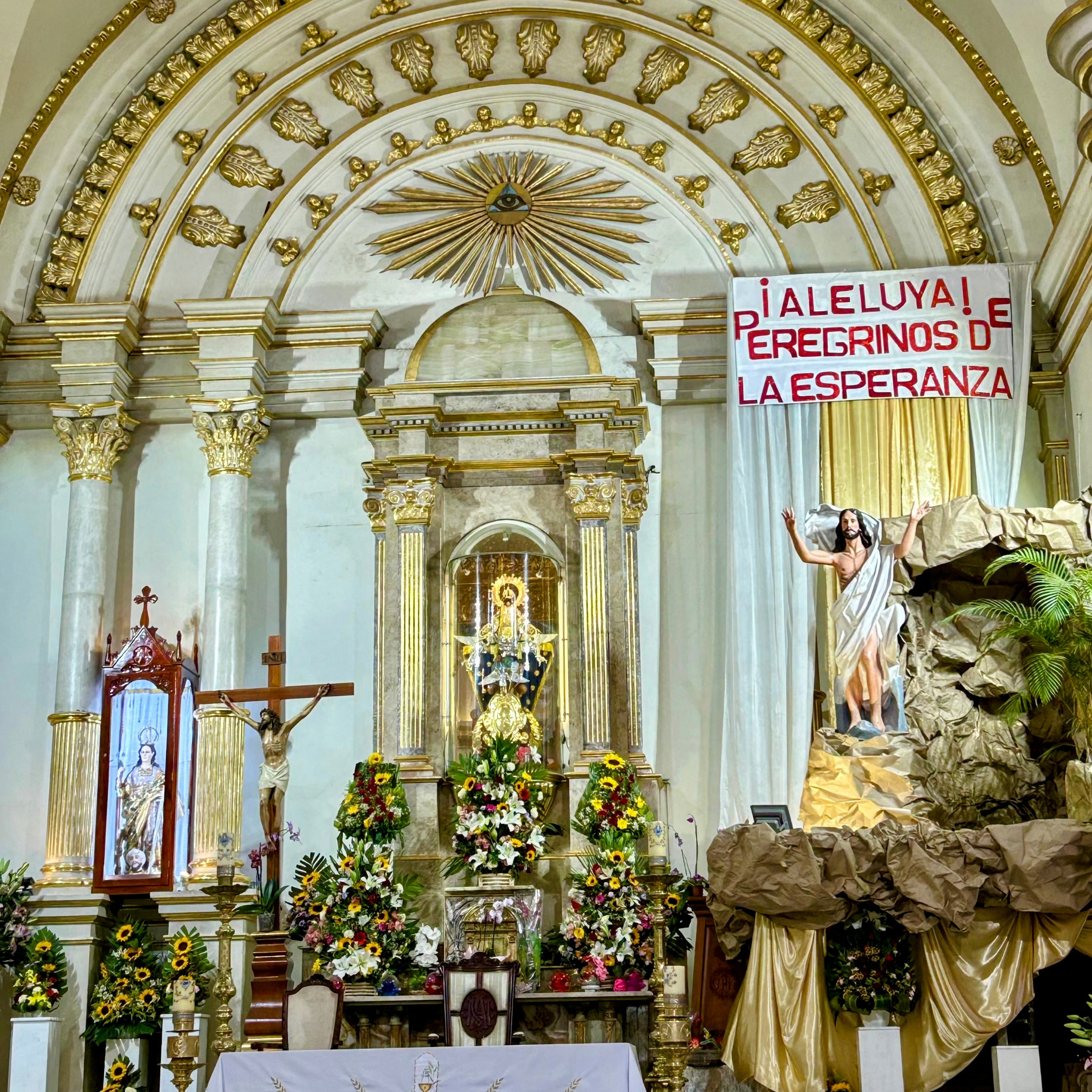 Paseo en colectivo al santuario de Juquila Oaxaca desde las bahías de Huatulco