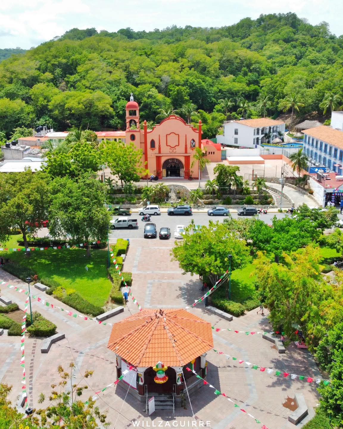 City Tour Huatulco,transporte colectivo con aire acondicionado 3