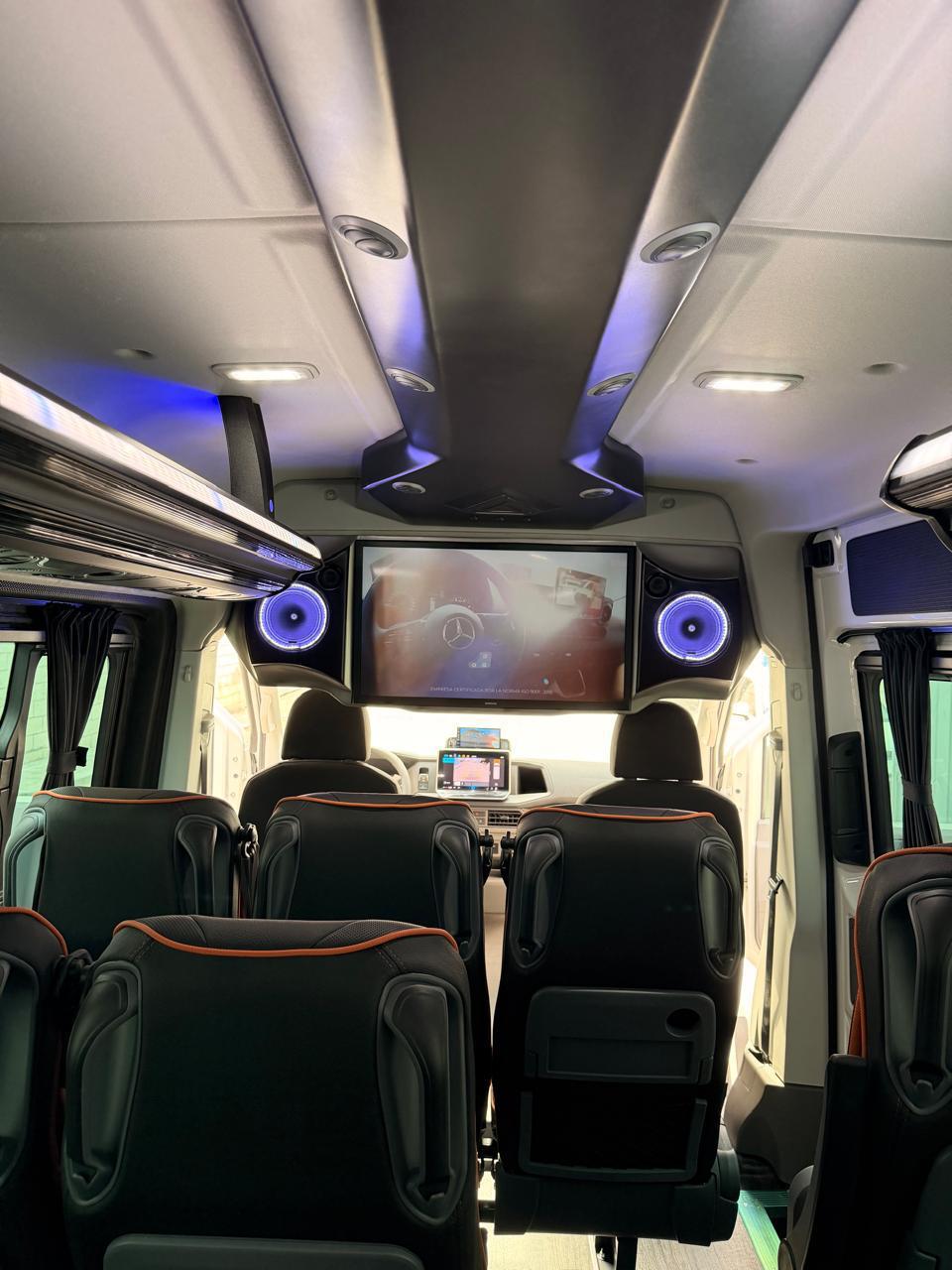 Visitando  la ciudad de Oaxaca 2 días, paseo privada para 20 pasajeros 2