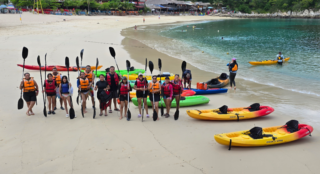 ¡Tours de Kayak en Huatulco! 🌊 amanecer 🌄 2