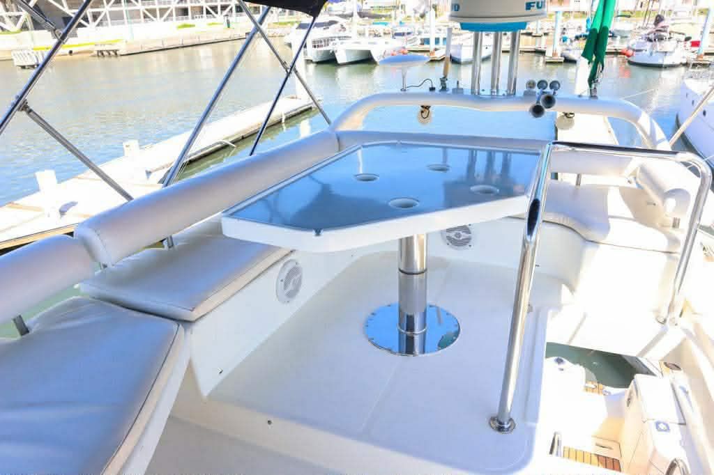 Vive un día inolvidable en yate para 18 pasajeros por las bahías de Huatulco,con internet satelital 3