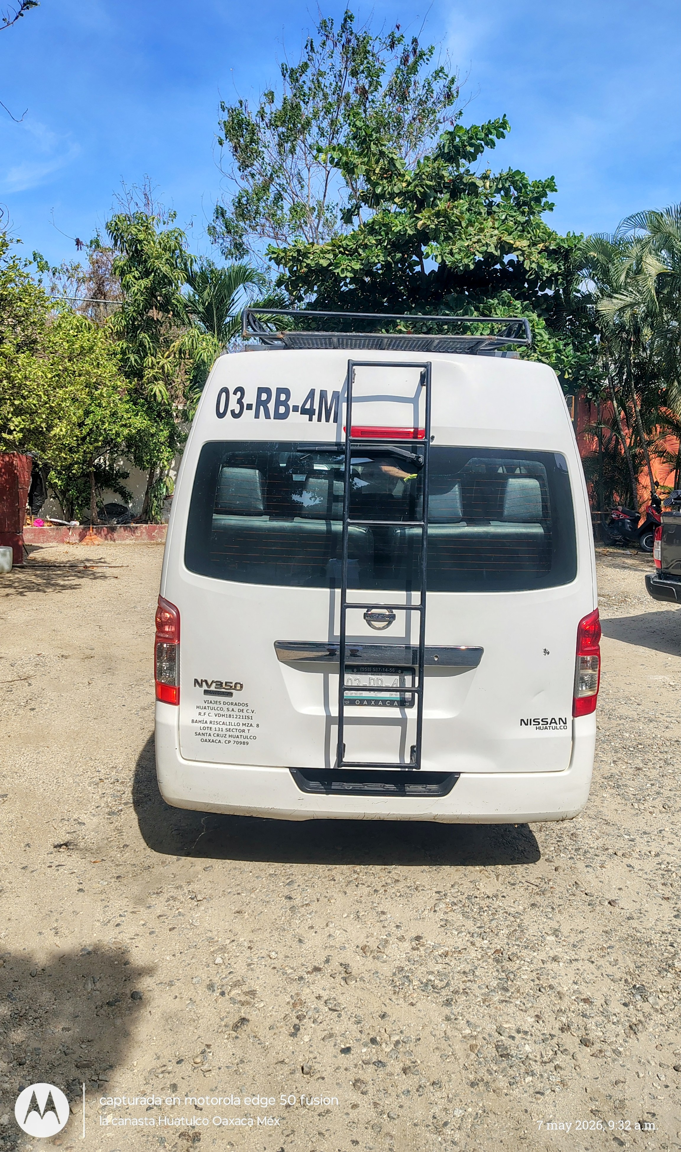 Urvan Nissan 5