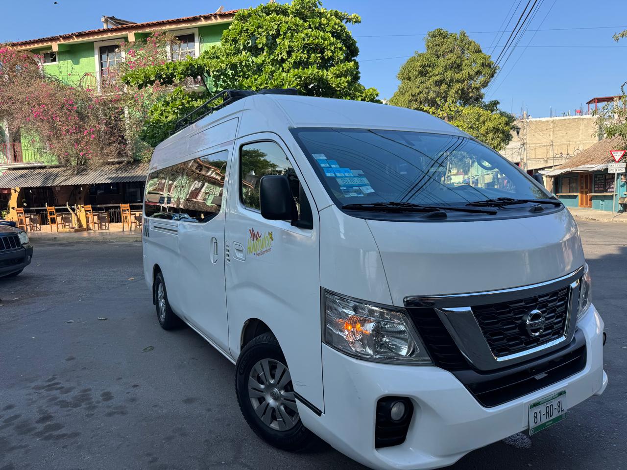 Toyota Hiace 2
