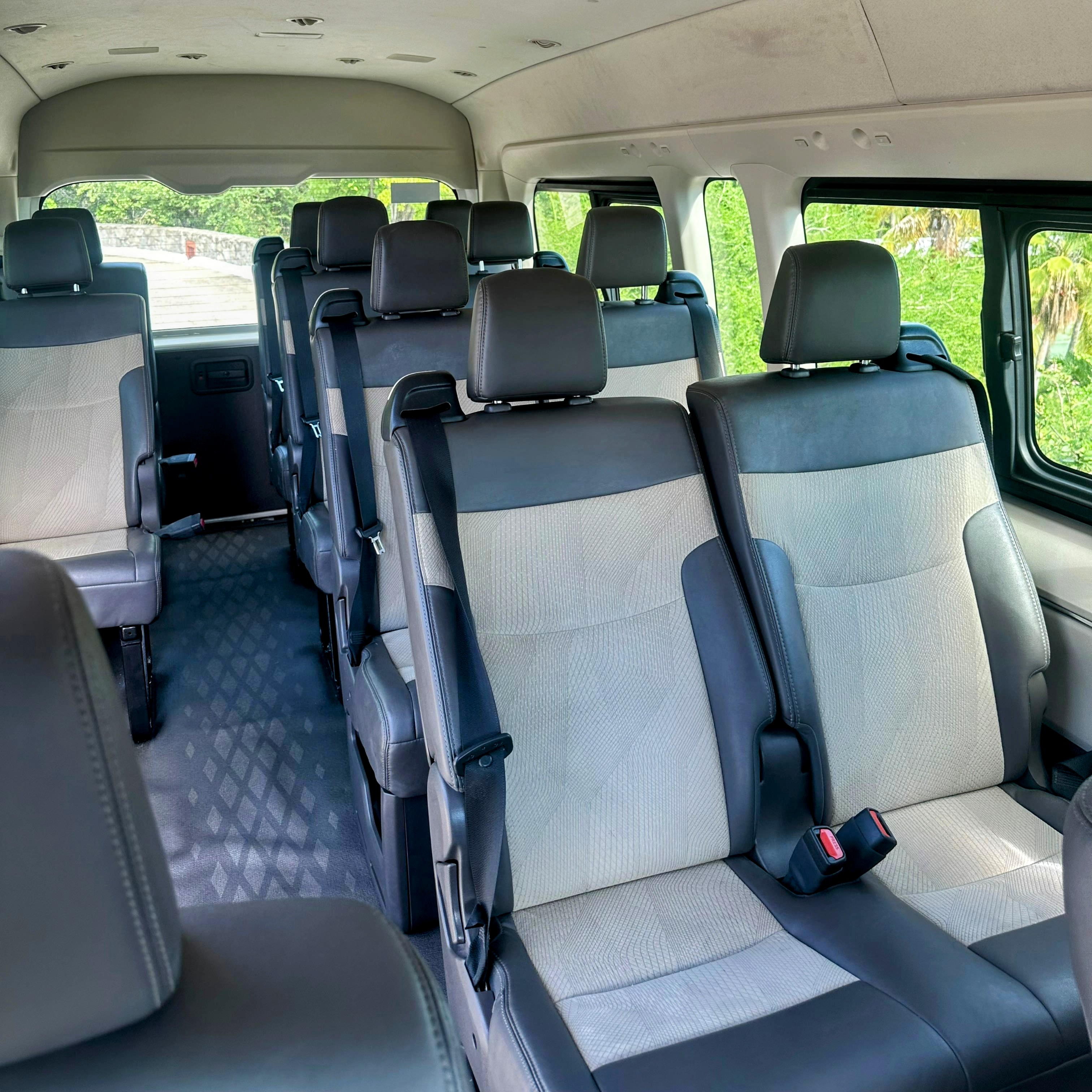 Nissan urvan 5
